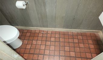 1984 Hoohai St, Pearl City, HI 96782