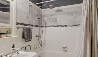 33 SUNSET Dr, Anniston, AL 36207