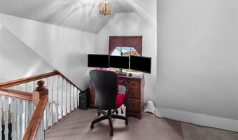 900 Danforth St, Alton, IL 62002