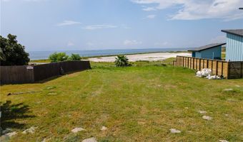 213 Bayview Dr, Aransas Pass, TX 78336