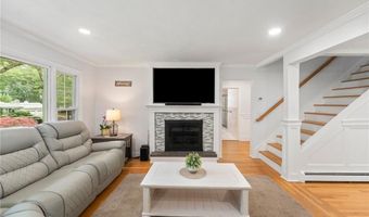 15 Bestwick Trl, Coventry, RI 02816
