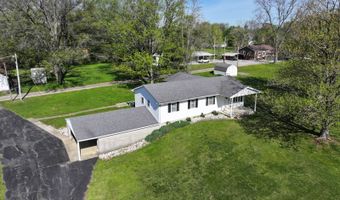 227 S. Seventh St, Albion, IL 62806