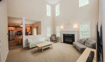 61 Grapevine Rd, Bedford, NH 03110