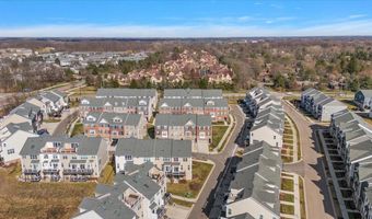 2824 Ridington Rd, Ann Arbor, MI 48105