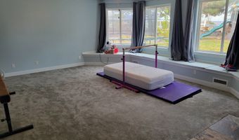 2428 W SILVERPOINT Way S, Bluffdale, UT 84065