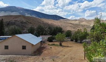 425 River Dr, Challis, ID 83226