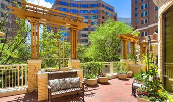 900 N TAYLOR St 507, Arlington, VA 22203