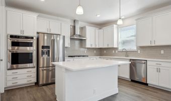 1860 Chaffee Crest Dr, Berthoud, CO 80513