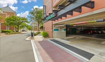 22773 ORCHARD GROVE Dr, Ashburn, VA 20148