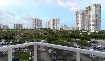 3731 N Country Club Dr 623, Aventura, FL 33180