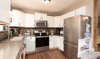 1275 Highway Dd, Ava, MO 65608