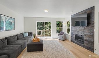 14719 102nd Ave NE, Bothell, WA 98011
