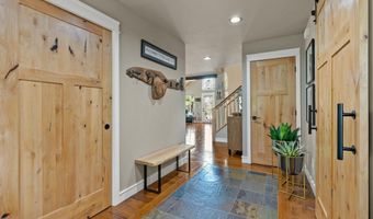 3192 NW Golf View Dr, Bend, OR 97703