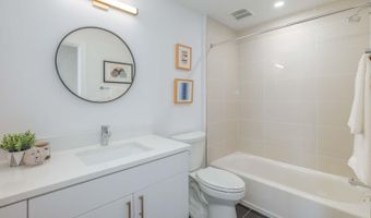 2310 4TH St NE 22, Washington, DC 20002