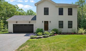 49 Hadlock Rd, Falmouth, ME 04105