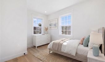 40 Atlantic St, Newport, RI 02840
