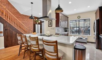 7511 BRADLEY Blvd, Bethesda, MD 20817