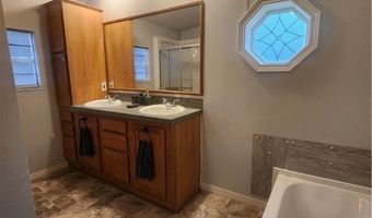 219 N Ballard Rd, Avon Park, FL 33825