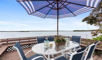41 Buena Vista Dr, North Kingstown, RI 02852