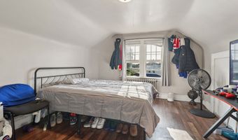 30 Dover St, Bridgeport, CT 06610