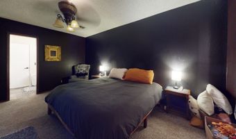 2100 Mockingbird Ln, McAlester, OK 74501