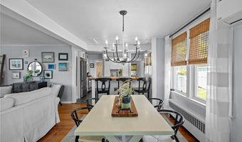 39 Sunset Dr, Barrington, RI 02806