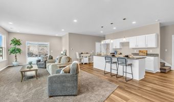 7749 Silver Fox Dr, Indianapolis, IN 46217