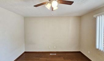 1604 LOS ARBOLES Ave NW, Albuquerque, NM 87107