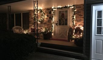 58 CRESTVIEW Dr, Appleton, WI 54915