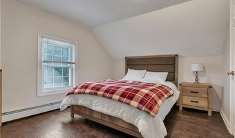 86 Westwood Ave, Cranston, RI 02905