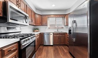16958 Cambridge Ave, Allen Park, MI 48101