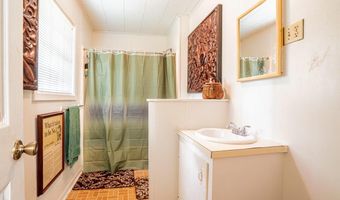 1605 Charity St, Abbeville, LA 70510