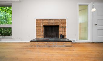 2125 Needham Rd, Ann Arbor, MI 48104