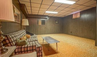 2124 D Ave E, Bismarck, ND 58501