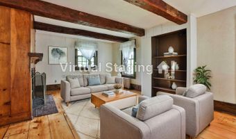 42 Main St, Brookline, NH 03033