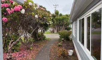 1117 FIFIELD St, Brookings, OR 97415