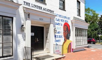 922 S WASHINGTON St 311, Alexandria, VA 22314