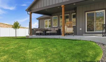 5712 CARMEL Dr, Cheyenne, WY 82009