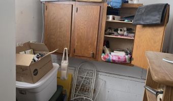 215 Cedar St, Hawthorne, NV 89415