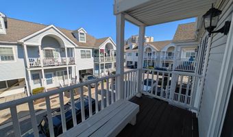 12 Galleon Ct, Atlantic City, NJ 08401