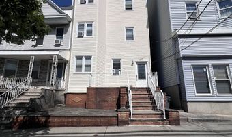 407 KENNEDY Blvd 1R, Bayonne, NJ 07002