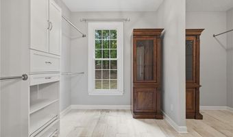 8882 TARA Ln, Auburn, AL 36830