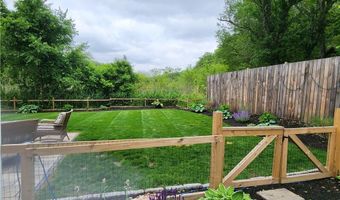 155 Hatchery Rd, North Kingstown, RI 02852