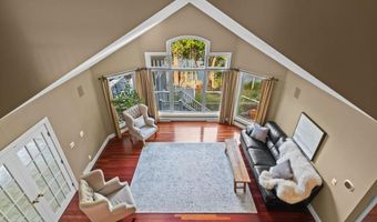 140 RIVER Dr, Appleton, WI 54915