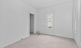 21 Hyde St 1, Burlington, VT 05401