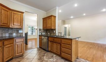 40 Merritt Dr, Bella Vista, AR 72714