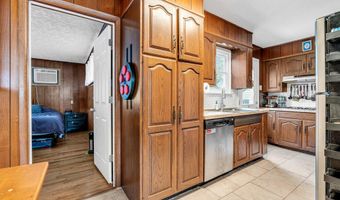 21 Dockage Rd, Bayville, NJ 08721