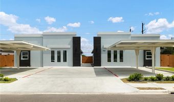 904 Deluxe St, Alamo, TX 78573