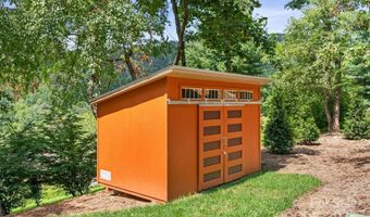 13 Kent Pl, Asheville, NC 28804