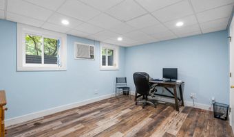 10909 BURBANK Dr, Potomac, MD 20854